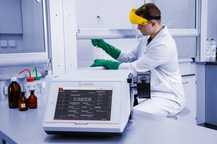 Lovis 2001 – An Advanced Rolling & Falling Ball Viscometer